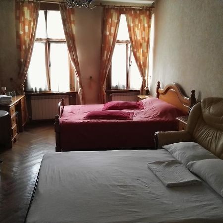 Pensiunea Italiana Braşov Exterior foto